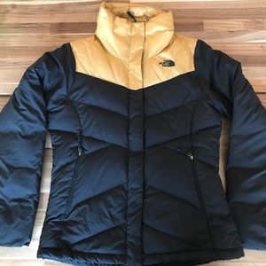North Face Black Puffy Coat women’s size medium